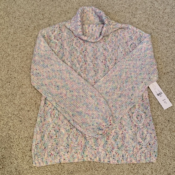NWT New York & Company
Cable Knit Turtleneck Cowl Sweater
White Multi-Color (S) - Picture 1 of 5
